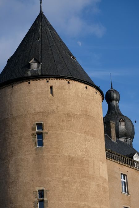 old-castle-germany-1033410973 Old Castle in germany