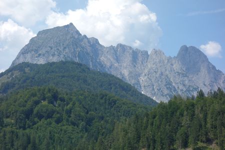 hiking in the austrian and german alps