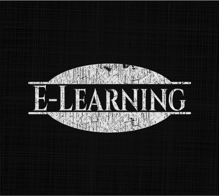 E-Learning written on a blackboard