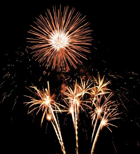 Low-altitude bursts in fireworks finale