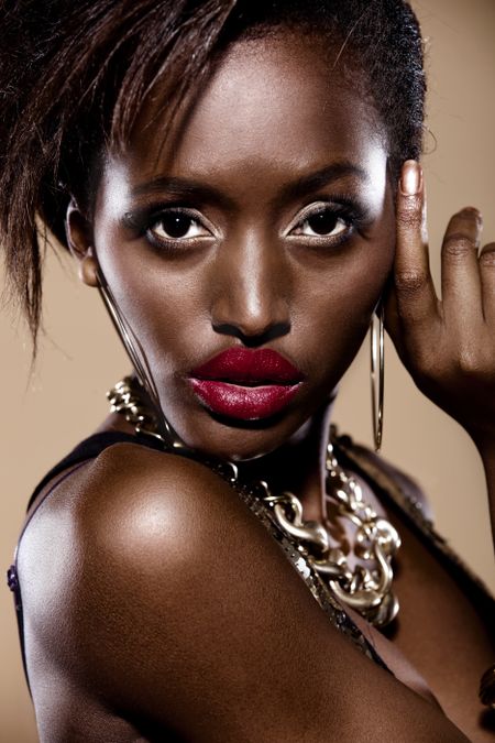 Fashionable black woman?s portrait looking sexy